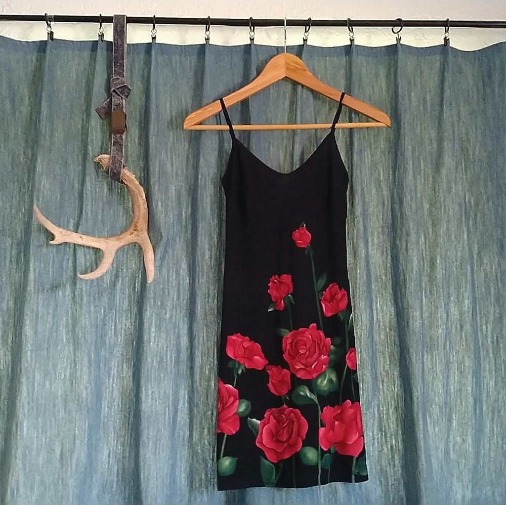 Floral Black Dress / Red Roses